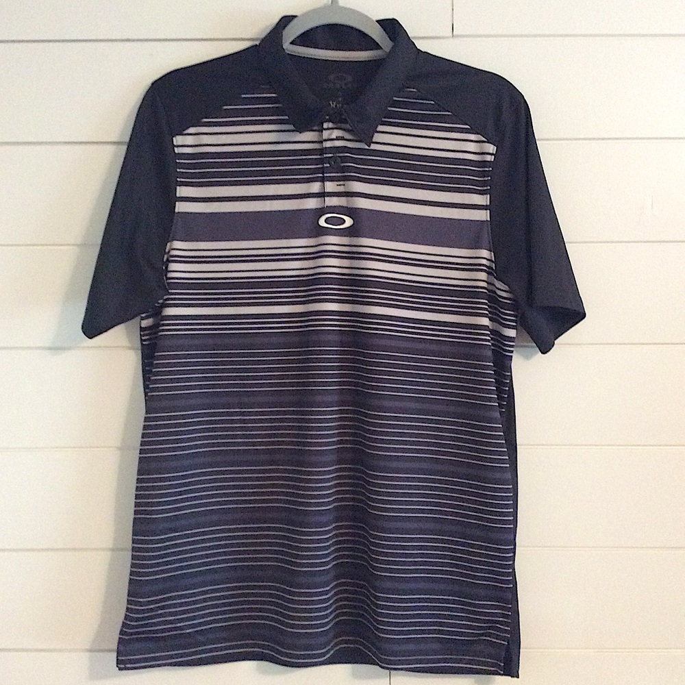 Women’s Oakley golf shirt